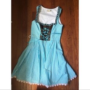 Dirndl (Oktoberfest Dress)